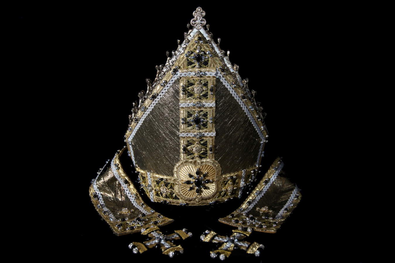 Casula d'ro con Mitra